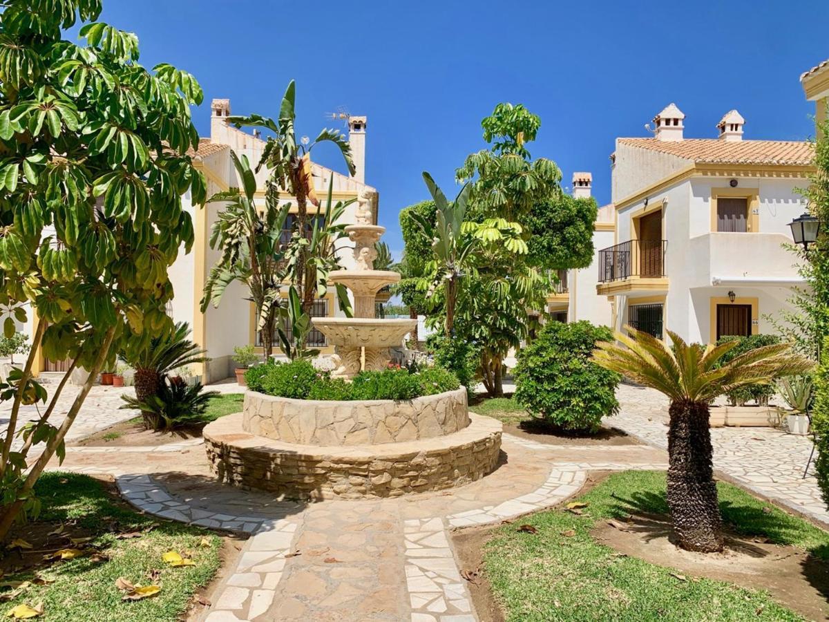 Eonia Marinas-duplex Con Porche En Primera Linea! Apartment